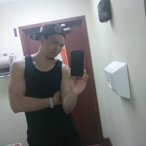 Meet your Posher, Dustin